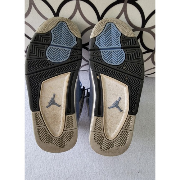 Jordan 4 Retro Mid University Blue Sneakers Size 5.5Y low top No Box - Picture 5 of 6